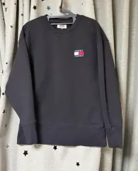 (新品)Tommy Hilfiger トミー ジーンズ スモールロゴ スウェット Tシャツ (ブラック/M)