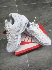 ナイキ エアマックス 95 オールホワイト スニーカー 265