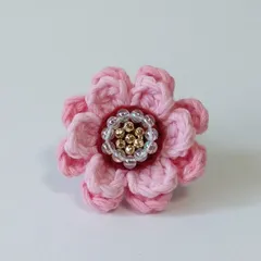 お花ブローチ５６.同系色ピンク