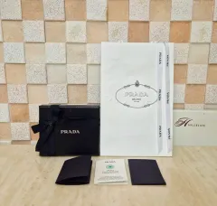 正規品 PRADA ボックス+お買い物バッグ+リボン+BOOKLET フルセット PRADA 財布 PRADA バッグ