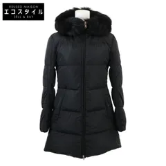 PRADA プラダ 【美品/国内正規】29E117 R212 トライアングルプレート シープスキンファー フーディダウン 38