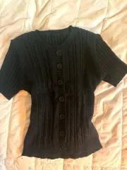 ブラック ケーブル編み 半袖 ニット