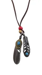 フェザーターコイズネックレス✨　羽根ターコイズ　　　羽ターコイズネックレス　　　フェザーターコイズ　　　フェザーネックレス　　　　鳥の羽根モチーフ　　　インディアンアクセサリー　　　ウエスタンネックレス　　　かっこいいネックレス　　　スエード紐ネックレス