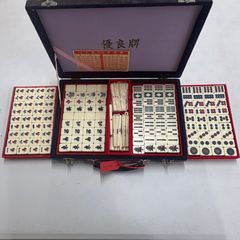 Item thumbnail for item 93566a0d-5318-4b40-94a4-c6f1c2e28d4a