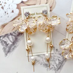 ゴールド花びら パールチェーン《ピアス/イヤリング》