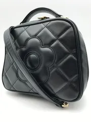 ✨極美品✨MARY QUANT　マリークワント　ショルダーバッグ　スクエアキルト　420