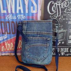 Item thumbnail for item 7b68682d-fdd8-49ac-b431-096fcfe20631