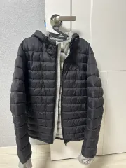 ブラック軽量ダウン