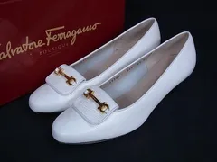 ■極美品■ Salvatore Ferragamo フェラガモ ガンチーニ リザード型押しレザー  サイズ 6 1/2 (約23cm) 靴 アイボリー系 FV4137