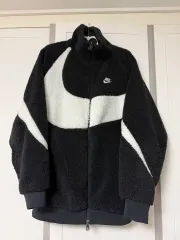 ナイキ ビックスウォッシュ リバーシブル フリース L