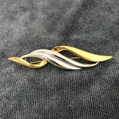 ヴィンテージブローチ リーフデザイン 金銀コンビカラー SGAW10-8533