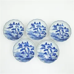 伊万里焼　染付山水文輪花皿5客  和食器 おしゃれ かわいい 和食 洋食 プレート りんか皿 花びら 料理 旅館 居酒屋 カフェ 骨董