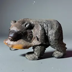 木彫り 鮭をくわえた熊 置物 クマ 縁起物 彫刻 民芸 工芸品 木工芸 インテリア 骨董品 アンティーク