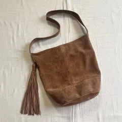 archive　アーカイブ小物　Beaure　ビュレ　本革　リアルレザー　スエード　スウェード生地　ブラウン　ショルダーバッグ　フリンジ装飾　マチ付き　A4収納可能　内ポケット　日本製　Y2K　平成ギャル　グランジ　real suede leather bag