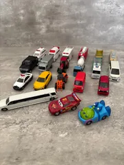 【状態(C)-普通】★人気車まとめ★トミカ まとめ売り カーズ トイストーリー おもちゃ 玩具 働く車 キャラクター ミニカー 1歳 2歳 3歳