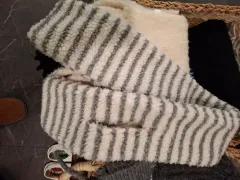 (最後の特価) ボア フリース マフラー 新品