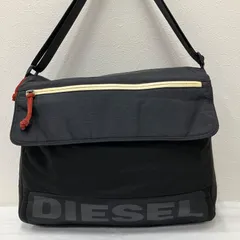 Y9423　DIESEL　ディーゼル　ショルダーバッグ　 斜めがけ　ワンショルダー　ロゴ　 メッセンジャーバッグ　ブラック系　黒　 ナイロン　PC収納　レディース　メンズ　 ユニセックス