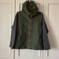 / アルベロベロ OLLEBOREBLA オレボレブラ ブタさん 豚ちゃん　刺繍 袖切替 リボン　ボタン レース フーデットジャケット 裾　ドローコード レディース　花柄　マウンテンパーカー　緑　GREEN　グリーン　ミドリ　カーキ　お呼ばれ　デート