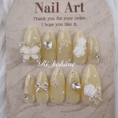 ネイルチップ　現品　フレンチガーリー　ちゅるん　ニュアンス　バレエコア　ワンホン　韓国　メンカラ　推しネイル　y2k  夢かわ　ツイード　バレエコア　黄色　イエロー　バタフライ　蝶々　ポイント