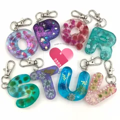 【福祉施設制作】山桜うさぎ作　キーホルダー　「イニシャルキーホルダー　ＯＰＱＲＳＴＵＶ」NO.4978　P