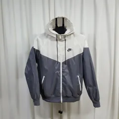 ナイキ メンズ ウィンドブレーカー フード ジップアップ 95 オススメ