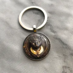 再入荷！【神の使い・黒猫バステト】エジプト風キーホルダー｜守護・美・神秘の象徴