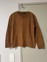 ブラウン ケーブル編み ニット