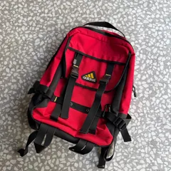 adidas / Y2K backpack オールダディダス　バックパック　リュックサック　カバン　ユニセックス　ワンポイントロゴ　ストリート　赤　松村北斗　常田 通勤通学 収納