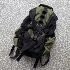 OAKLEY / 90’-00’s lcon Backpack オークリー　アーカイブ　ハードコア　テック系　バックパック　アイコンバッグ　カバン　ストリート　ギミック