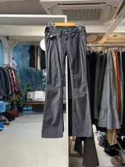 トゥルーレリジョン コーデュロイ ブーツカット パンツ