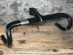 新品未使用】URSUSカーボンハンドルH700 420mm(STI部410弱) - メルカリ