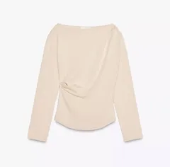 極美品ZARA(ザラ)ライトベージュボートネックトップスロンTカットソー
