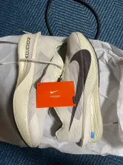 ナイキ ヴェイパーフライ4 カーボン版 270 잉코브 限定モデル