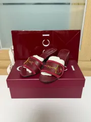 グッチ ホースビット スライド スウェード サンダル (新品)