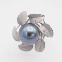 Q418 淡水真珠 パール SILVER刻印 ピンブローチ ブルー系カラー フラワー デザイン シルバー ラペルピン 6月誕生石