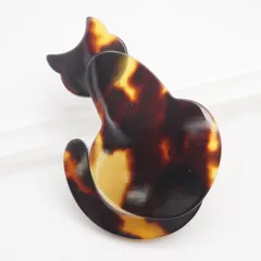 Q732 鼈甲 べっ甲 ブローチ 猫 キャット デザイン