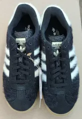 アディダス ガゼル ボールド 235 (未使用)