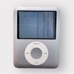 iPod nano第3世代4GBシルバー 初期化済 美品 - メルカリ