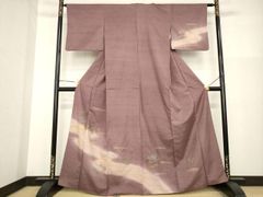 訪問着 正絹綸子生地 濃いピンクとグレーのぼかし染め地に花の友禅絵羽 
