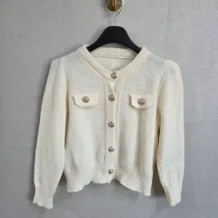 レディース アイボリー ニット カーディガン ゴールド ボタン F