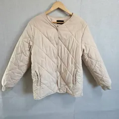 レディース ベージュ キルティング ジャケット F