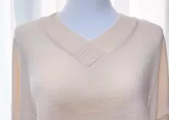 レディース Vネック ニット アイボリー FREE