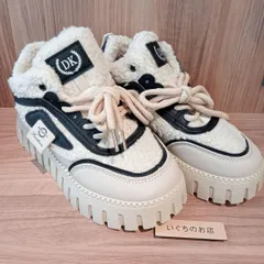 【新品】24㎝　厚底スニーカー　もこもこ ムートン　ブーツ　ハイカット　ボア①