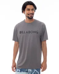 新品 フロントロゴラッシュTシャツ