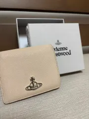 Vivienne Westwood ヴィヴィアン・ウエストウッド 二つ折り財布