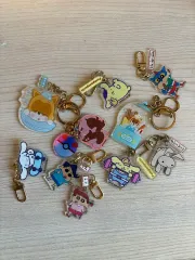 クレヨンしんちゃん サンリオ ポムポムプリン シナモロール ポケットモンスター 各種アクリル キーホルダー