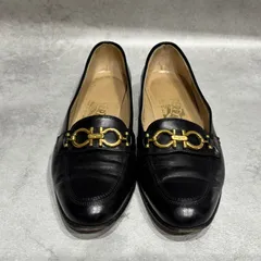 Salvatore Ferragamo サルヴァトーレフェラガモ ガンチーニ ローファー パンプス ブラック 黒 レザー 本革 ゴールド金具 5 1/2 C 23cm相当