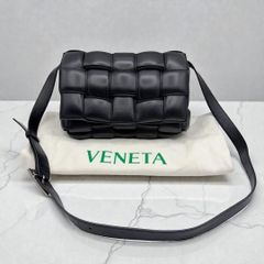 新品ボッテガヴェネタ今季購入ノットゥルノ黒ショルダーバッグ値下げ