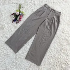 フォロワー限定お得なクーポン配布中！ 『GU』ジーユー　タックワイドパンツ　スラックス　ストレート　2タック　リラックスシルエット　グレー(M)