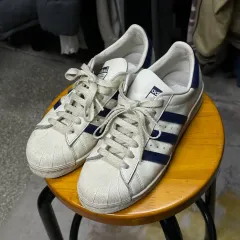 アディダス SUPERSTAR 82 スニーカー 260